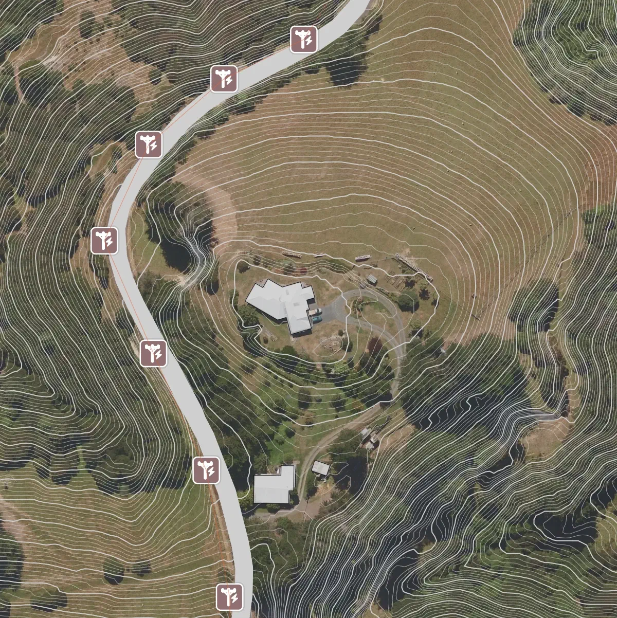 3. Instantly load scale-accurate contours, satellite imagery, and more into your project.