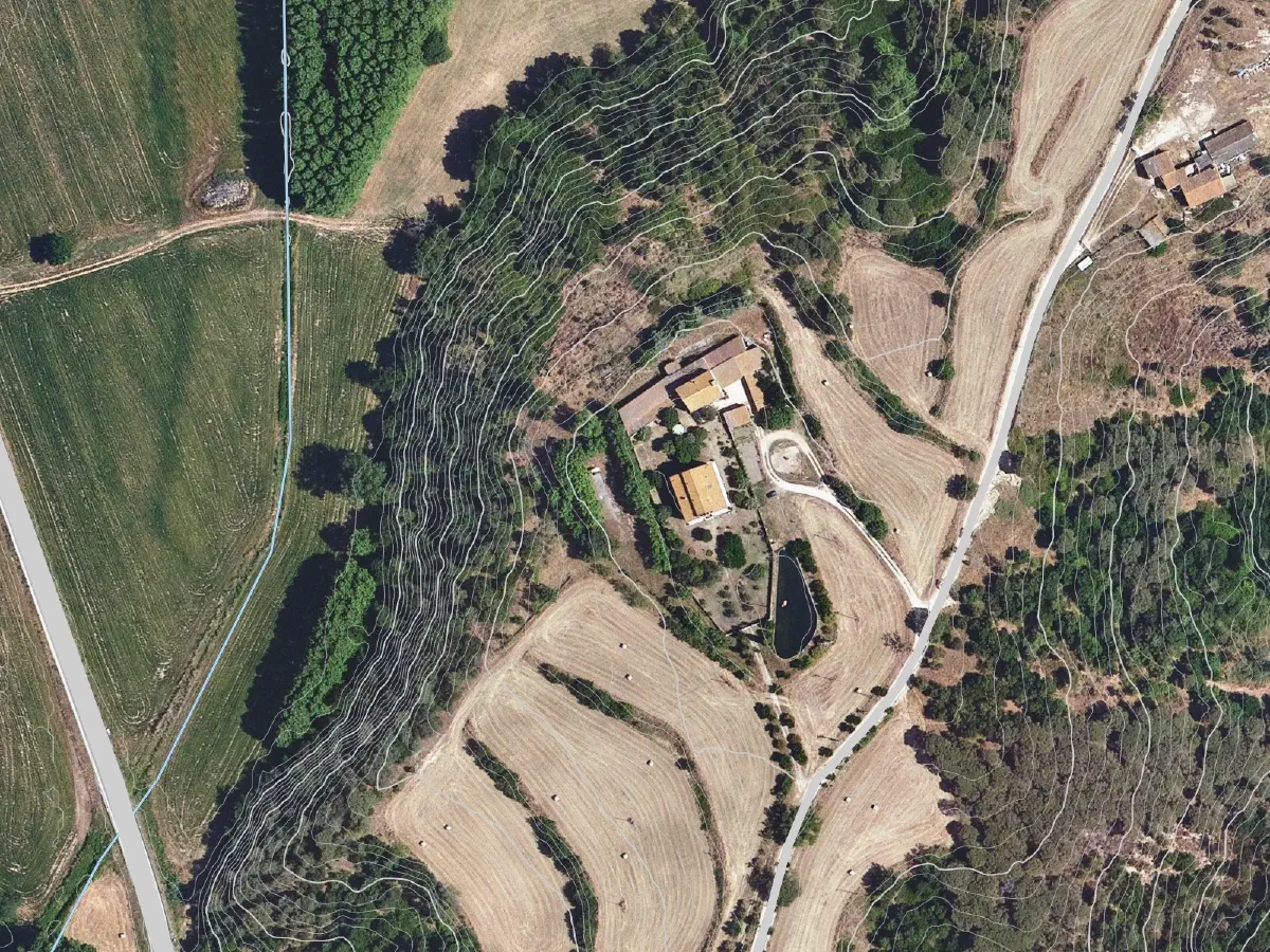 Spain: Imagery from © PNOA scne.es (CC BY 4.0). Creeks and roads from © OpenStreetMap contributors.